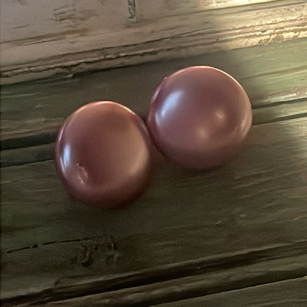 Pink dot screw back earrings